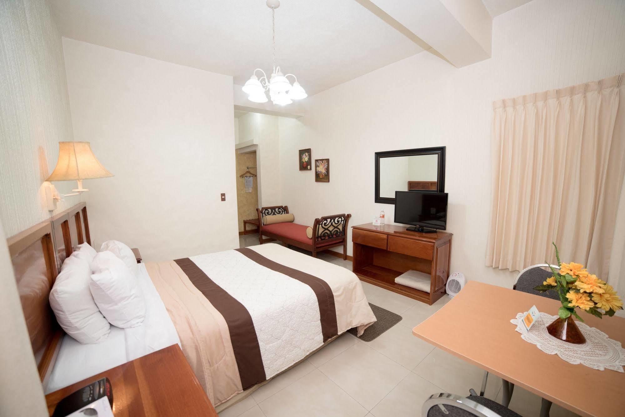 Hotel Anna Inn Olintepeque Buitenkant foto