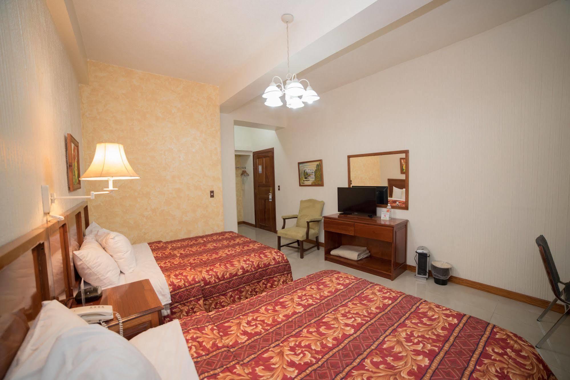 Hotel Anna Inn Olintepeque Buitenkant foto